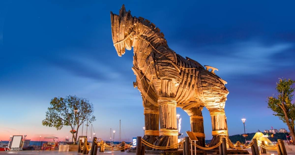 Troy (Truva) Turkey: A Complete Visitor's Guide to the Legendary Ancient City