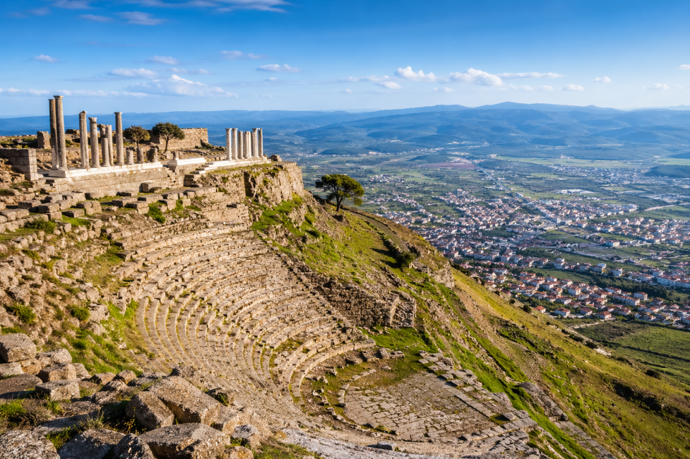 Pergamon Tour from Kusadasi: Day Trip to Turkey's Ancient Kingdom