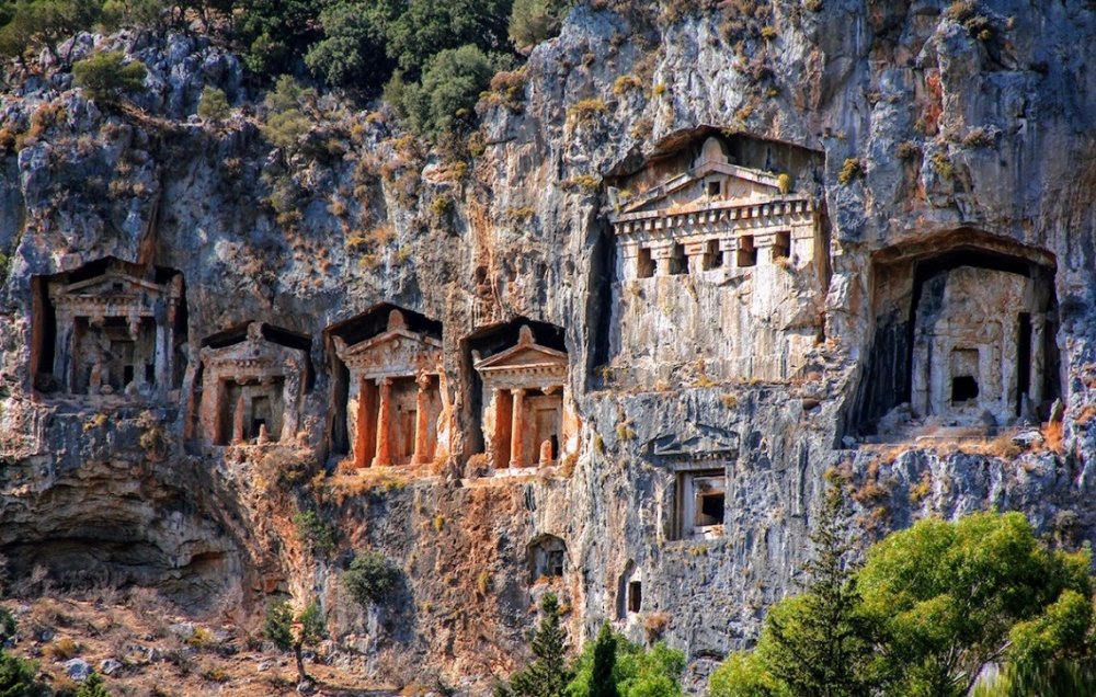 The Ancient Rock Tombs of Dalyan: Secrets of the Kings Who Ruled Ancient Cari