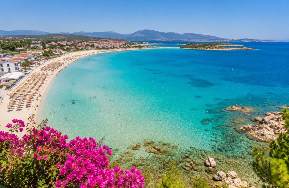 Best Beaches in Çeşme: From Ilıca to Pırlanta and the Hidden Cove