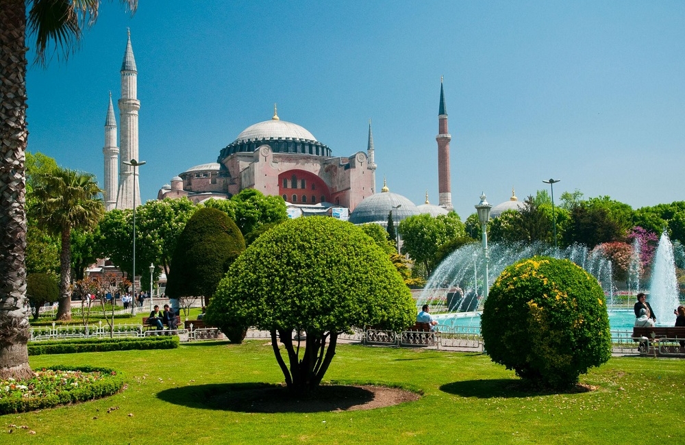 Where to Stay in Istanbul: Best Neighborhoods & Hotels Guide 2026