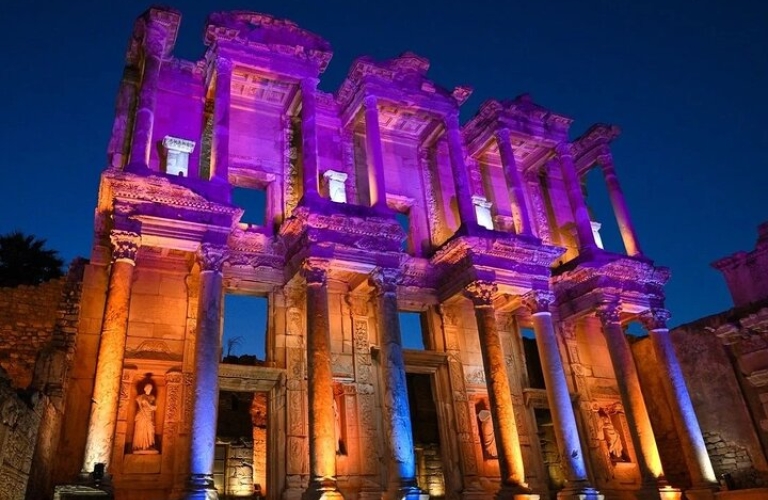 Is Ephesus Better at Night? Why an Evening Visit Feels Like Traveling Back in Time