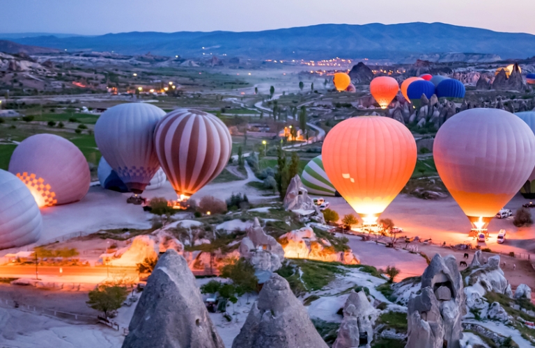 Hot Air Balloon Ride in Cappadocia: Cost, Best Time & Booking Guide