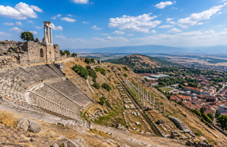 Bergama (Pergamon) Travel Guide: Ancient Wonders on Turkey's Acropolis HillBergama (Pergamon) Travel Guide: Ancient Wonders on Turkey's Acropolis Hill