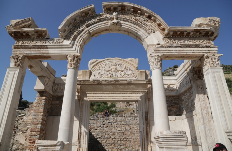 Ephesus Day Trip from Istanbul: Best Tours, Flights & Travel Options