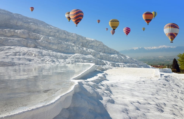 Pamukkale Tour from Kusadasi with Lunch