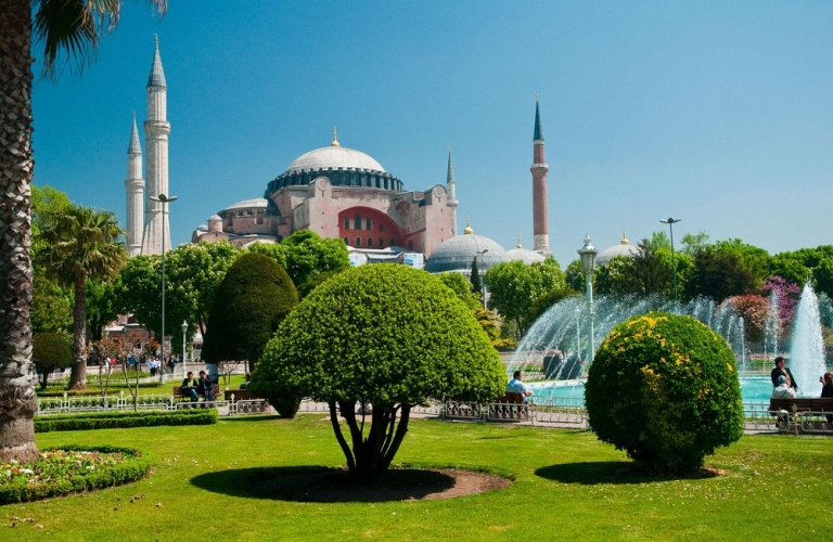 Where to Stay in Istanbul: Best Neighborhoods & Hotels Guide 2025